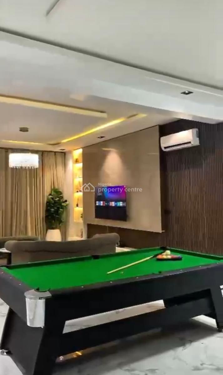 2 Bedroom Apartment with Snooker Board and Swimming Pool, Lekki Phase 1, Lekki, Lagos, Flat / Apartment Short Let