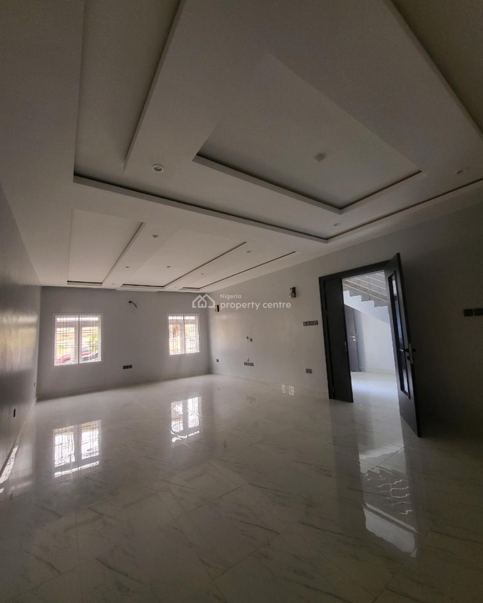 Luxurious Massive 3bedroom Flat with Bq, By Total Estate, Gaduwa, Abuja, Terraced Duplex for Rent
