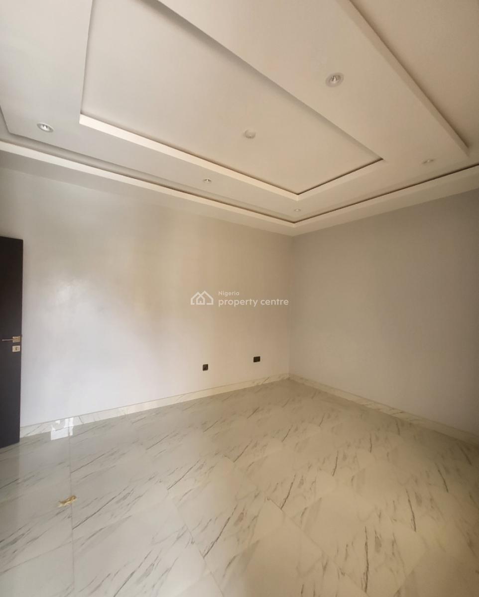 Luxurious Massive 3bedroom Flat with Bq, By Total Estate, Gaduwa, Abuja, Terraced Duplex for Rent