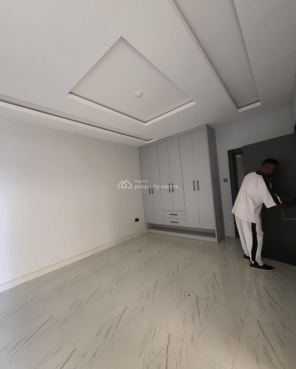 Luxurious Massive 3bedroom Flat with Bq, By Total Estate, Gaduwa, Abuja, Terraced Duplex for Rent