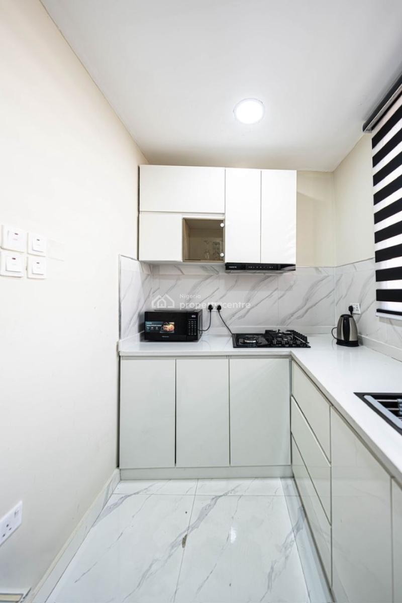 Luxuriously Furnished One Bed with Insane Ambiance, Lekki Phase 1, Lekki, Lagos, Flat / Apartment Short Let