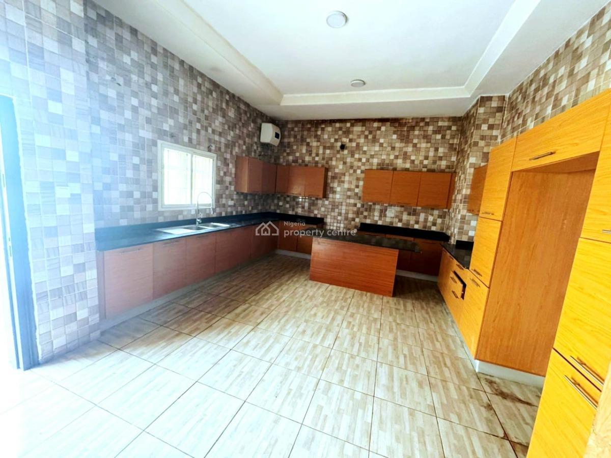 Clean 5 Bedroom Fully Detached Duplex, Lekki Phase 1, Lekki, Lagos, Detached Duplex for Rent