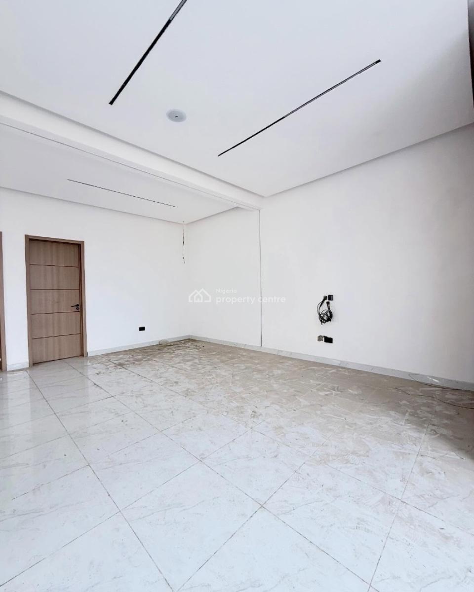 Serviced 2 Bedroom Apartments with Pool and Gym, Lekki Phase 1, Lekki, Lagos, Flat / Apartment for Rent