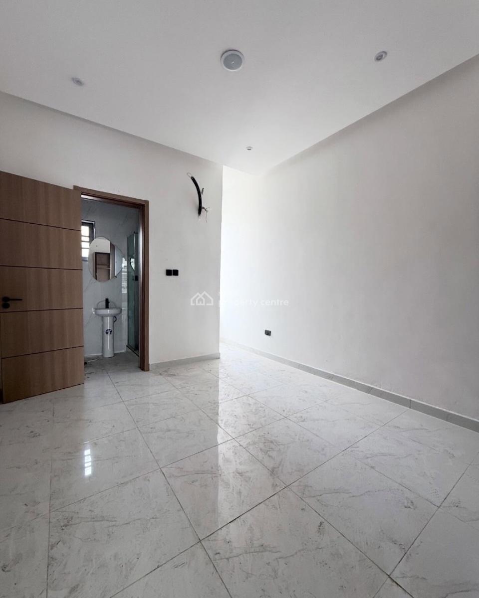 Serviced 2 Bedroom Apartments with Pool and Gym, Lekki Phase 1, Lekki, Lagos, Flat / Apartment for Rent
