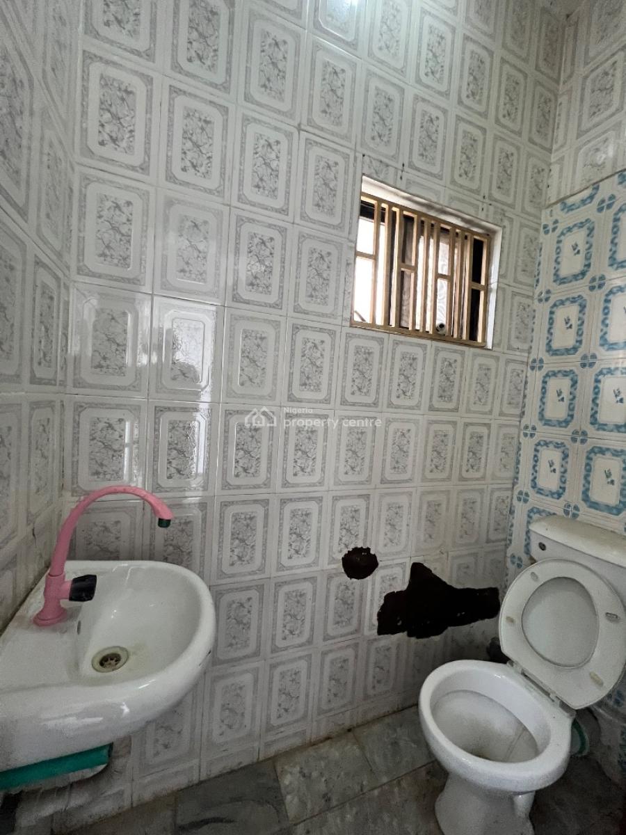 Spacious 1 Bedroom Apartment, Lekki Phase 1, Lekki, Lagos, Mini Flat (room and Parlour) for Rent