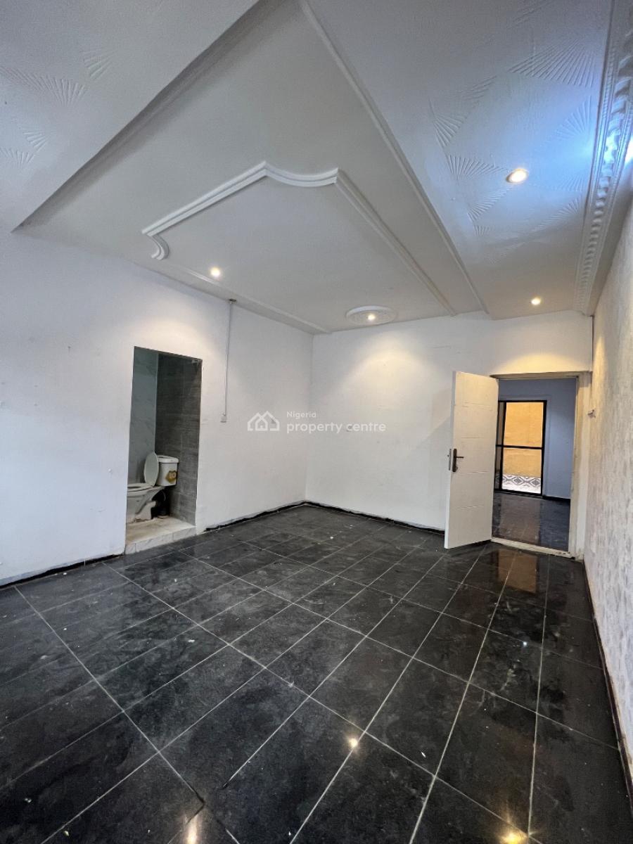 Spacious 1 Bedroom Apartment, Lekki Phase 1, Lekki, Lagos, Mini Flat (room and Parlour) for Rent
