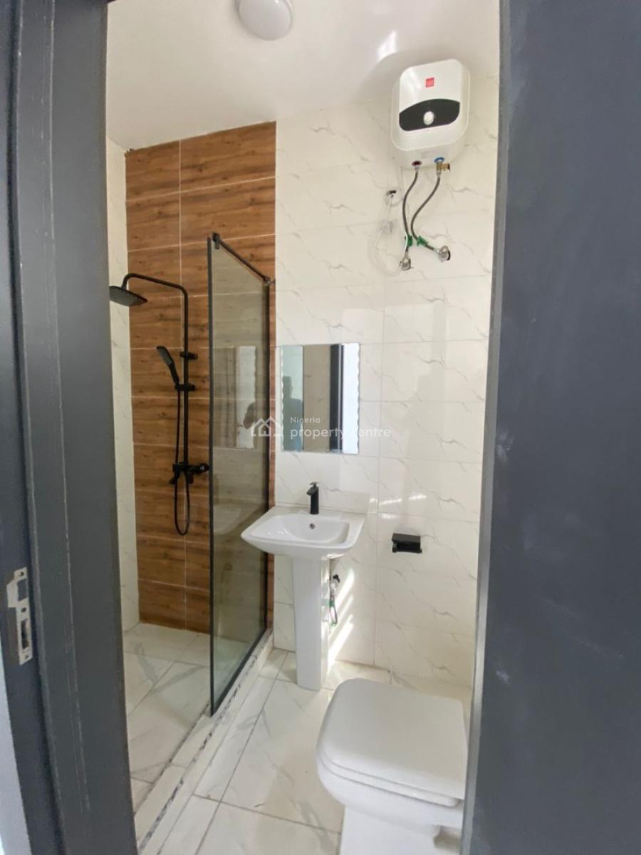 Elegant 4 Bedroom Semi-detached House with Maid Room, Chevron, Lekki, Lagos, Semi-detached Duplex for Sale