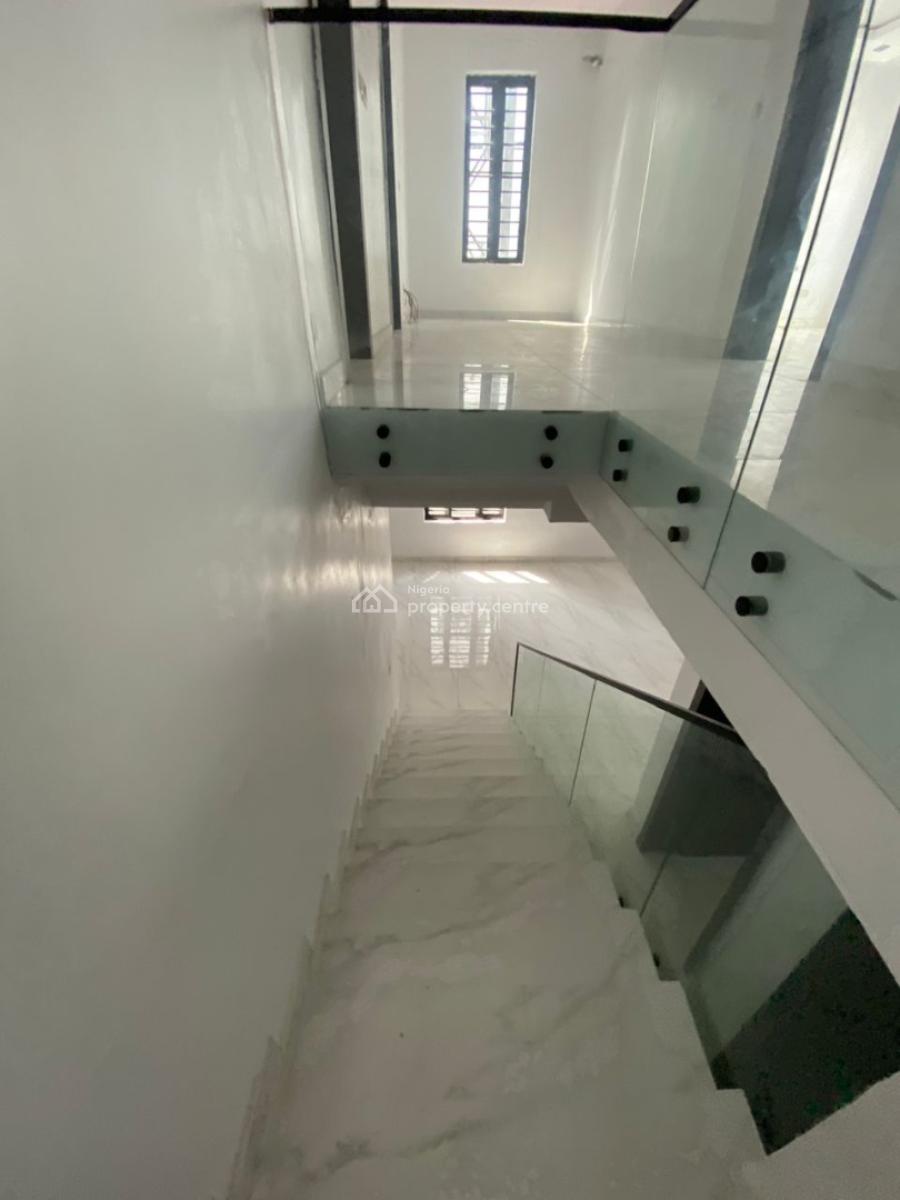 Elegant 4 Bedroom Semi-detached House with Maid Room, Chevron, Lekki, Lagos, Semi-detached Duplex for Sale