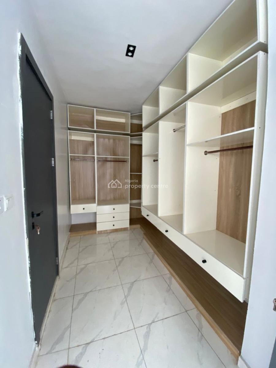Elegant 4 Bedroom Semi-detached House with Maid Room, Chevron, Lekki, Lagos, Semi-detached Duplex for Sale