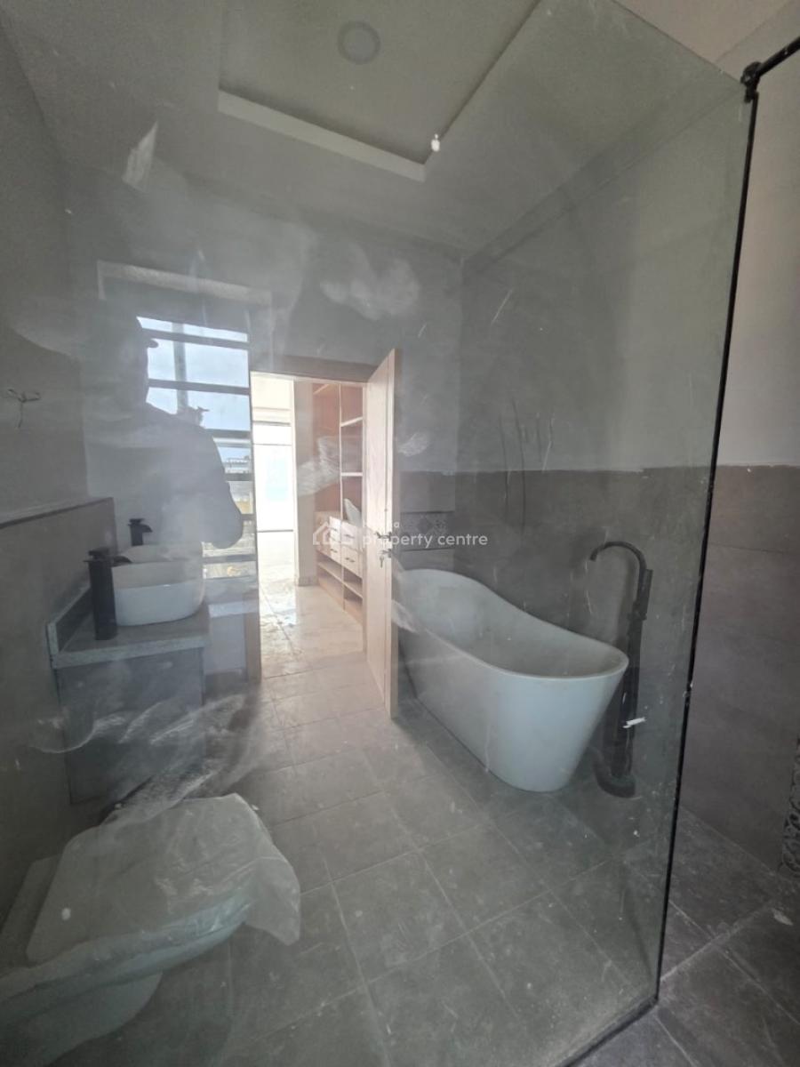 Spacious 4bedroom Terrace Duplex with Bq, Freedom Way, Lekki Phase 1, Lekki, Lagos, Terraced Duplex for Sale