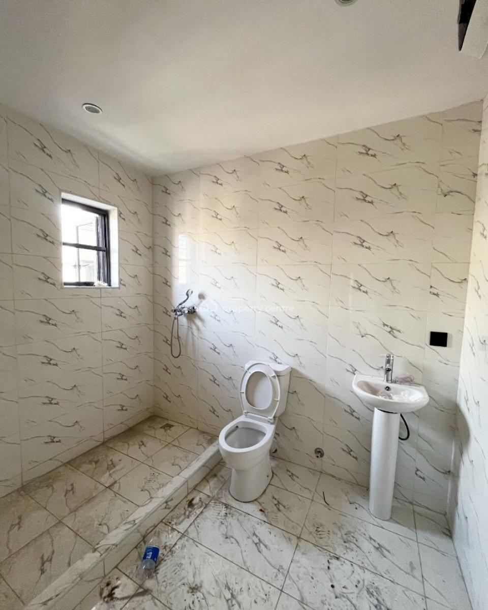 3 Bedroom Penthouse with Bq and Pool, Lekki Phase 1, Lekki, Lagos, Terraced Duplex for Rent