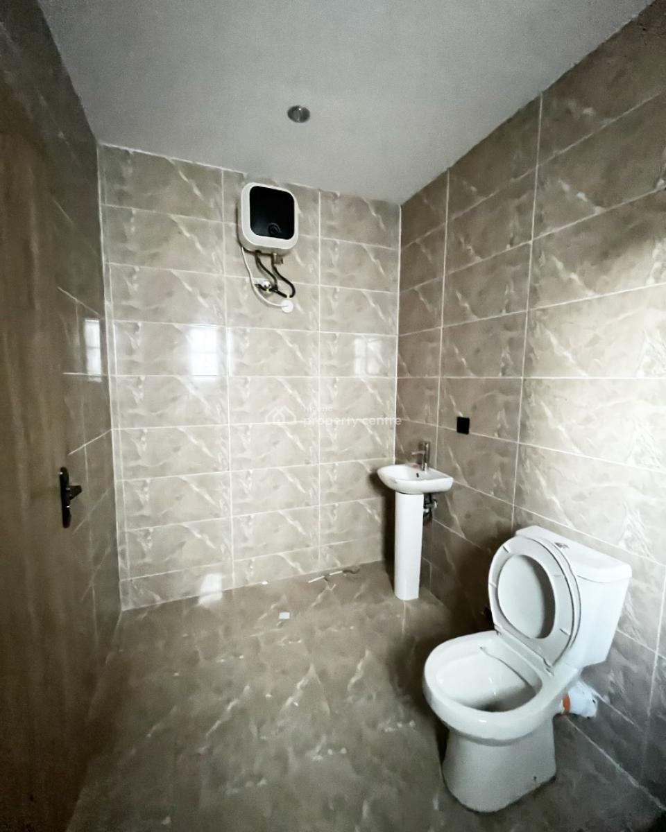 3 Bedroom Penthouse with Bq and Pool, Lekki Phase 1, Lekki, Lagos, Terraced Duplex for Rent