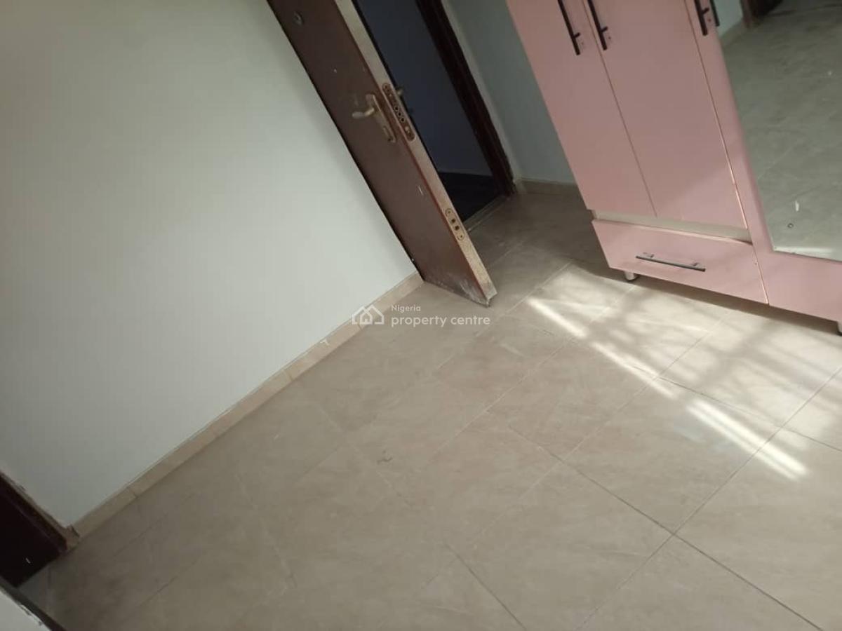 3 Bedroom Upstairs with Pop Finishing, Abijo Gra, Ajah, Lagos, Flat / Apartment for Rent