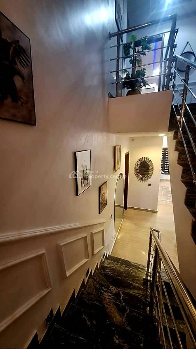 Luxury 4 Bedroom Terraced Duplex Family Lounge, Parkview, Ikoyi, Lagos, Terraced Duplex for Rent