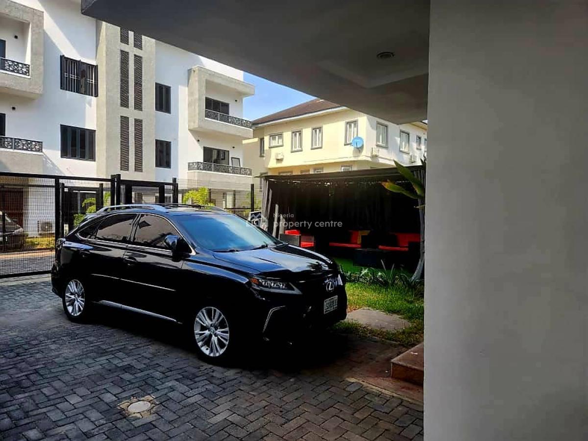 Luxury 4 Bedroom Terraced Duplex Family Lounge, Parkview, Ikoyi, Lagos, Terraced Duplex for Rent