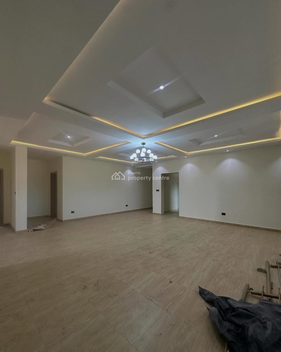 Spacious 5 Bedroom Penthouse with Bq, Lekki Phase 1, Lekki, Lagos, House for Rent