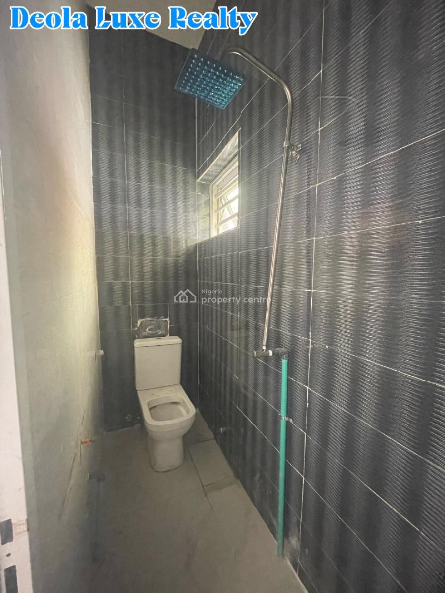 a Nice and Spacous Studio Apartment, Osapa, Lekki, Lagos, Self Contain (single Rooms) for Rent