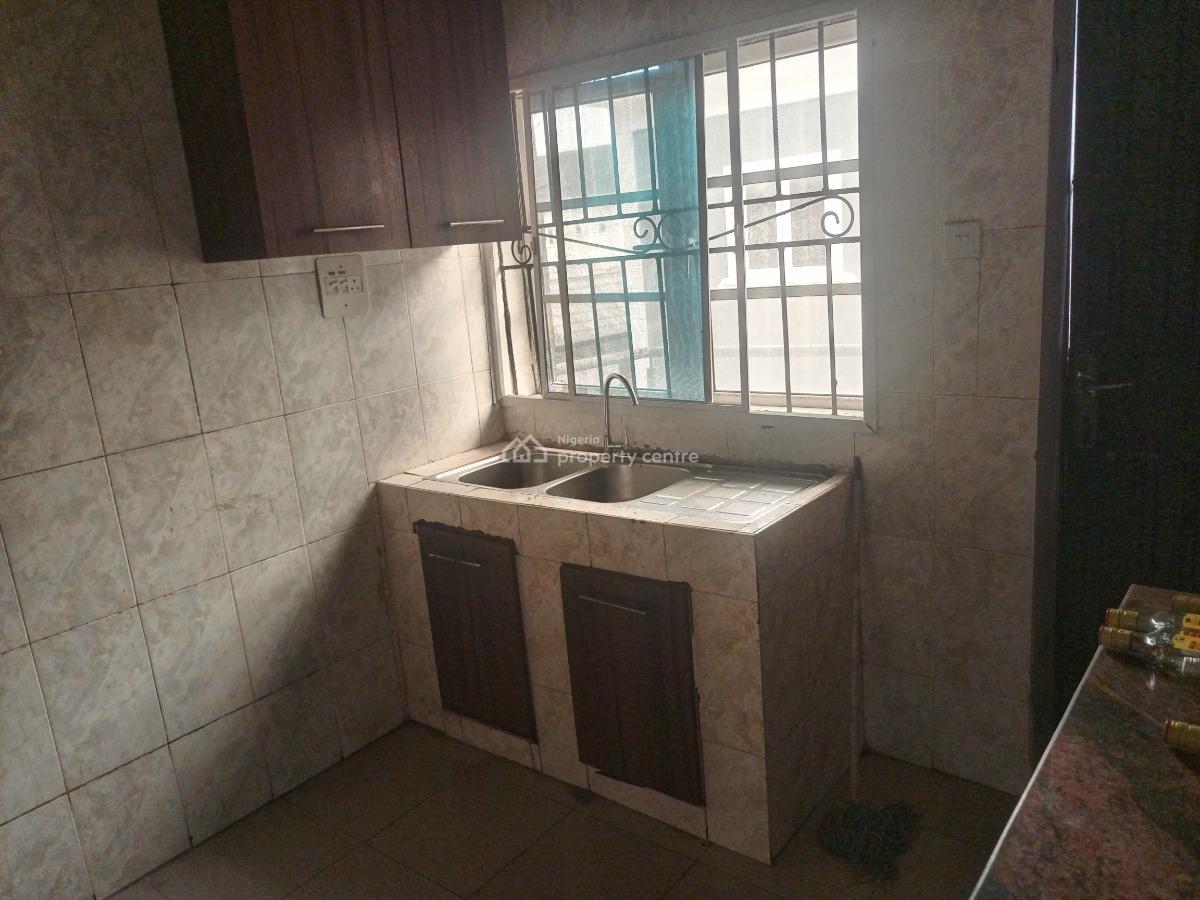 Beautiful 2 Bedroom Apartment Upstairs, Igbojia, Malete / Shapati, Opposite Beechwood Estate, Ibeju Lekki, Lagos, House for Rent