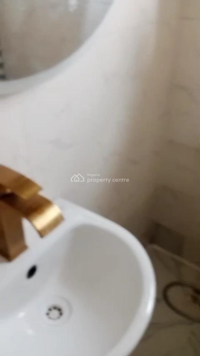 Standard 2 Bedroom Apartment, Anthony, Maryland, Lagos, Flat / Apartment for Rent