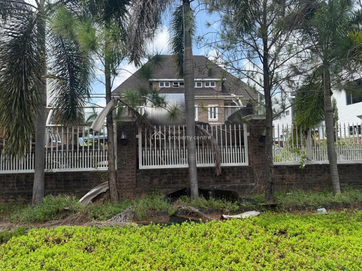 Mansion Sitting on 1000sqm, Osapa, Lekki, Lagos, Detached Duplex for Sale