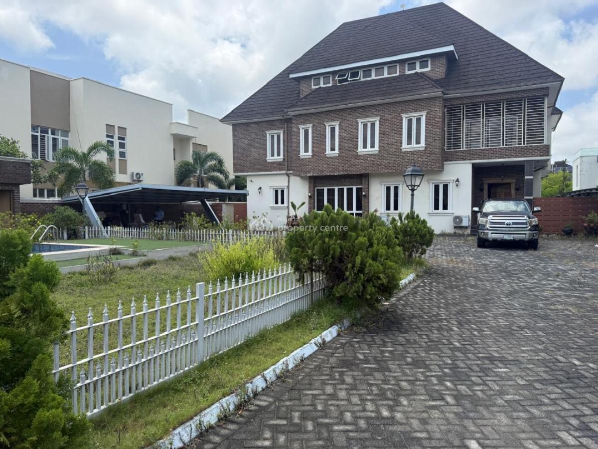 Mansion Sitting on 1000sqm, Osapa, Lekki, Lagos, Detached Duplex for Sale
