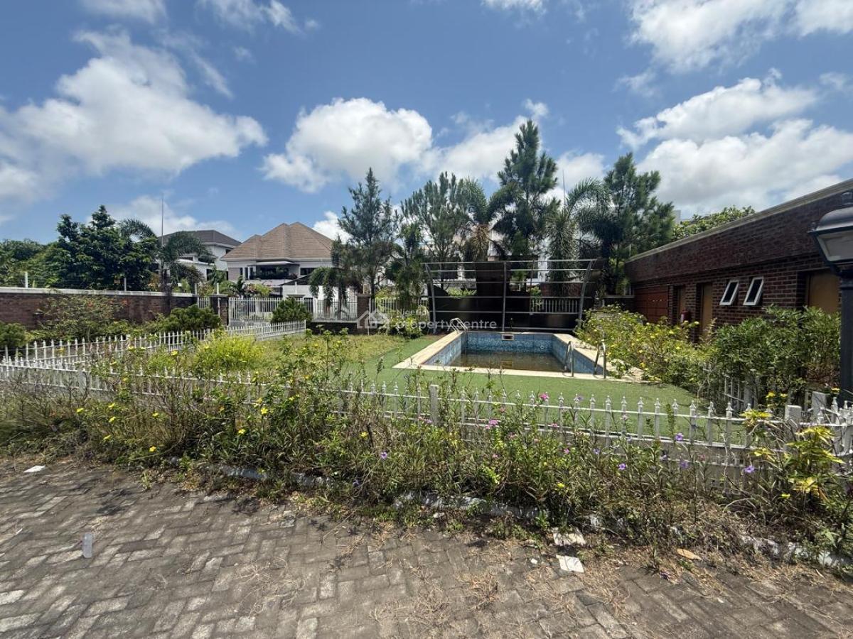 Mansion Sitting on 1000sqm, Osapa, Lekki, Lagos, Detached Duplex for Sale