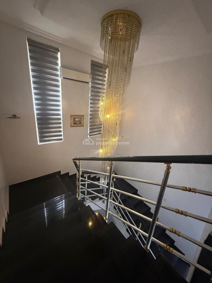 Mansion Sitting on 1000sqm, Osapa, Lekki, Lagos, Detached Duplex for Sale