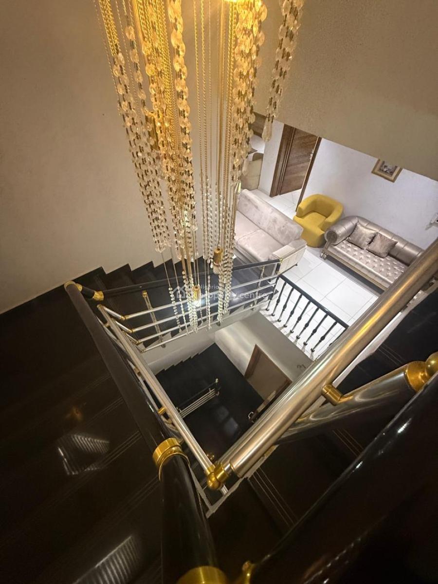 Mansion Sitting on 1000sqm, Osapa, Lekki, Lagos, Detached Duplex for Sale