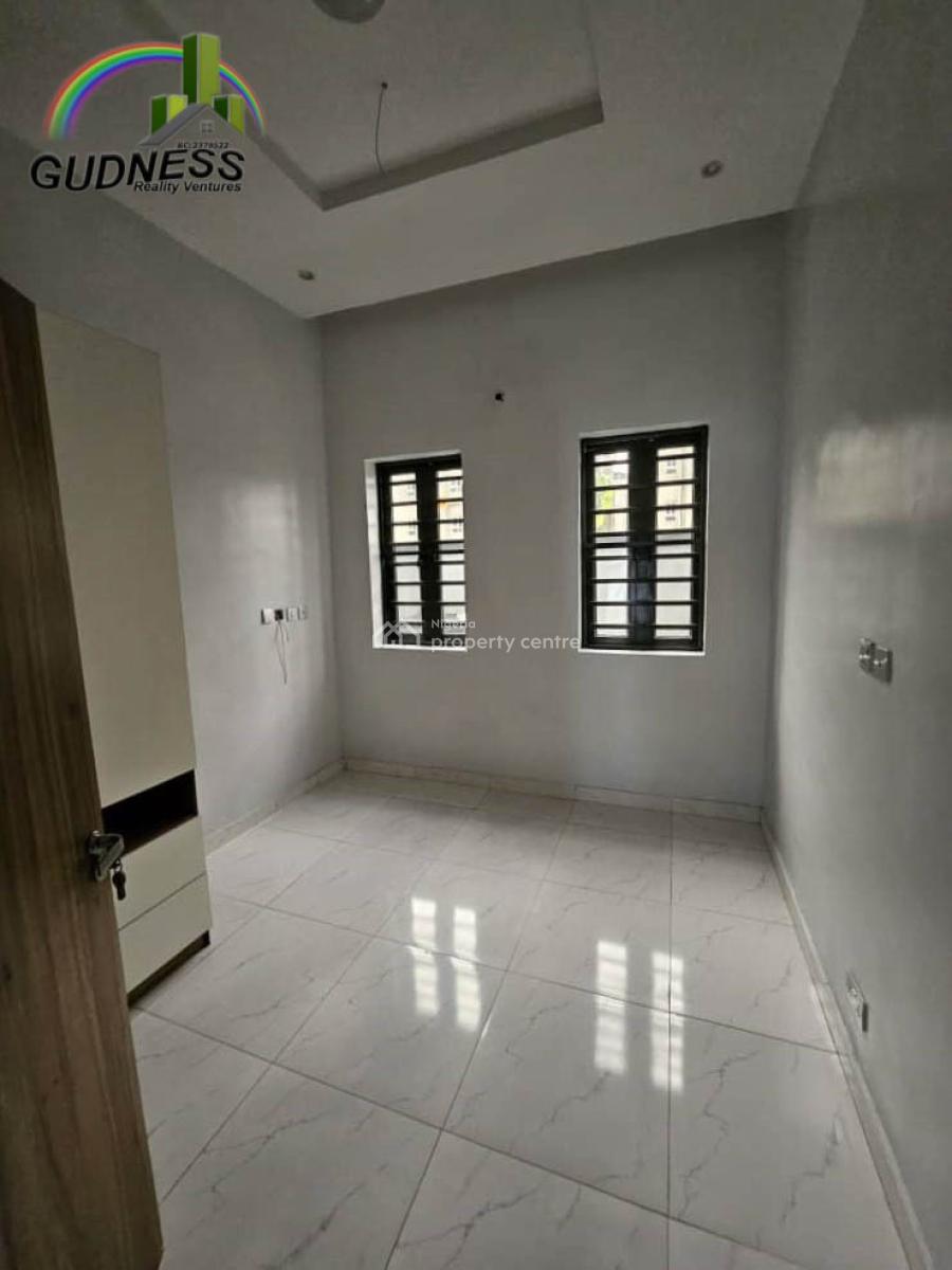 4 Bedroom Semi-detach with Bq, Ikota, Lekki, Lagos, Semi-detached Duplex for Rent