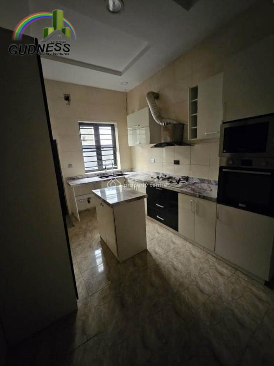 4 Bedroom Semi-detach with Bq, Ikota, Lekki, Lagos, Semi-detached Duplex for Rent