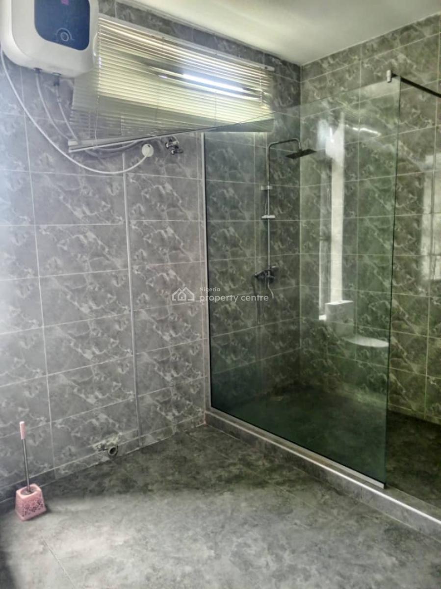 3 Bedroom Flat in a Block of Flats ( 4th Floor), Off Bisola Durosimi-etti By C & I Leasing Company, Lekki Phase 1, Lekki, Lagos, Flat / Apartment for Rent