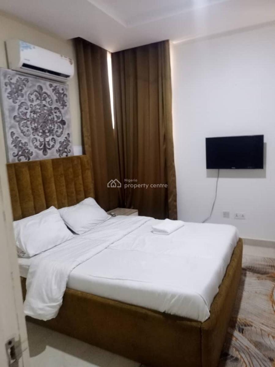 3 Bedroom Flat in a Block of Flats ( 4th Floor), Off Bisola Durosimi-etti By C & I Leasing Company, Lekki Phase 1, Lekki, Lagos, Flat / Apartment for Rent