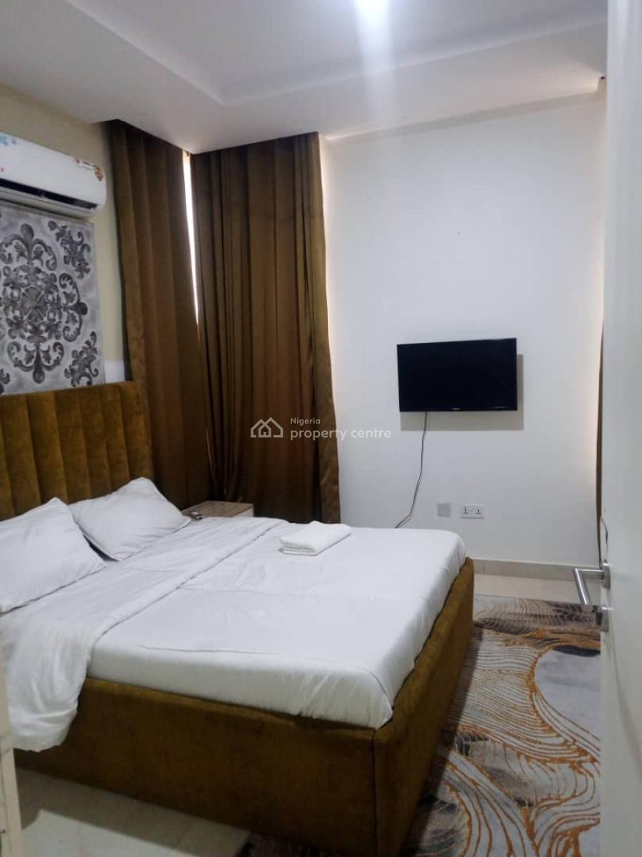 3 Bedroom Flat in a Block of Flats ( 4th Floor), Off Bisola Durosimi-etti By C & I Leasing Company, Lekki Phase 1, Lekki, Lagos, Flat / Apartment for Rent