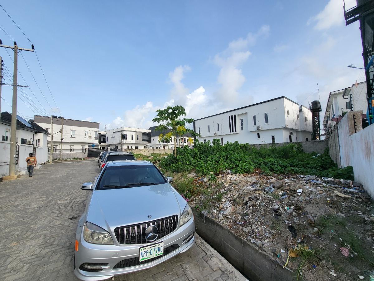 a Vacant Corner Piece Land Measuring 844.200 Sqm, in a Secure Area, Lekki County, Ikota, Lekki, Lagos, Residential Land for Sale