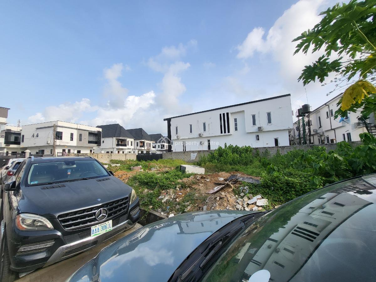 a Vacant Corner Piece Land Measuring 844.200 Sqm, in a Secure Area, Lekki County, Ikota, Lekki, Lagos, Residential Land for Sale