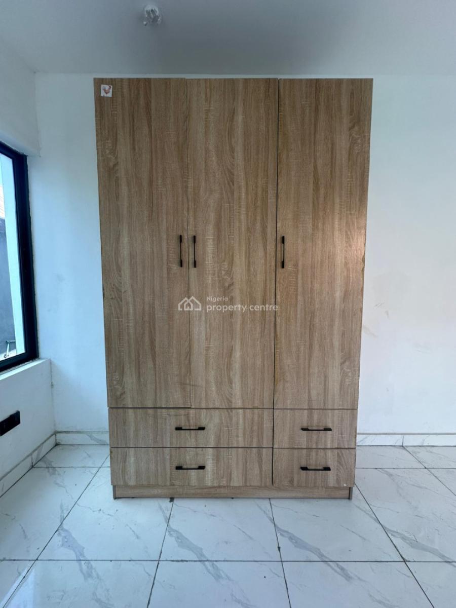 Lovely 2 Bedroom Apartment with a Swimming Pool and Gym, Ikate, Ikate, Lekki, Lagos, Flat / Apartment for Sale