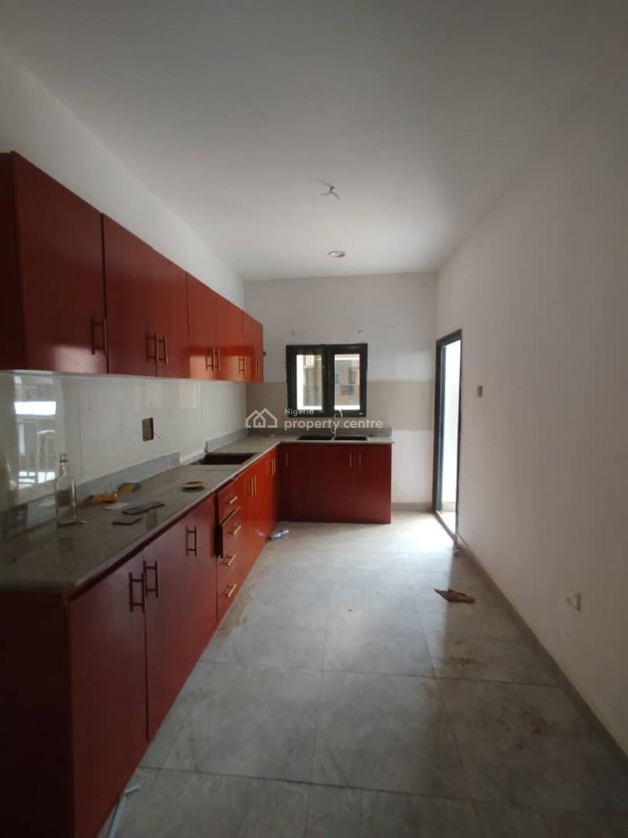 Standard 3 Bedroom Apartment with Bq, Jahi, Abuja, Flat / Apartment for Rent