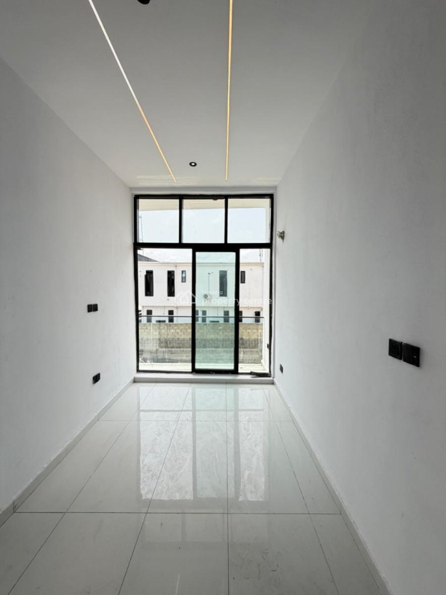 Classic 4 Bedroom Detached House, Ikota, Lekki, Lagos, Detached Duplex for Sale