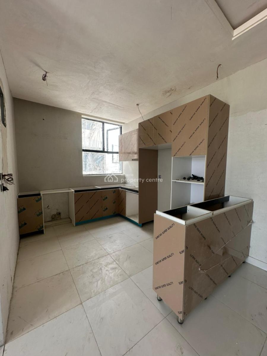 Spacious Luxury 2 Bedroom Maissonette Perfect for Investment Or Reside, Lekki, Ikate, Lekki, Lagos, Flat / Apartment for Sale