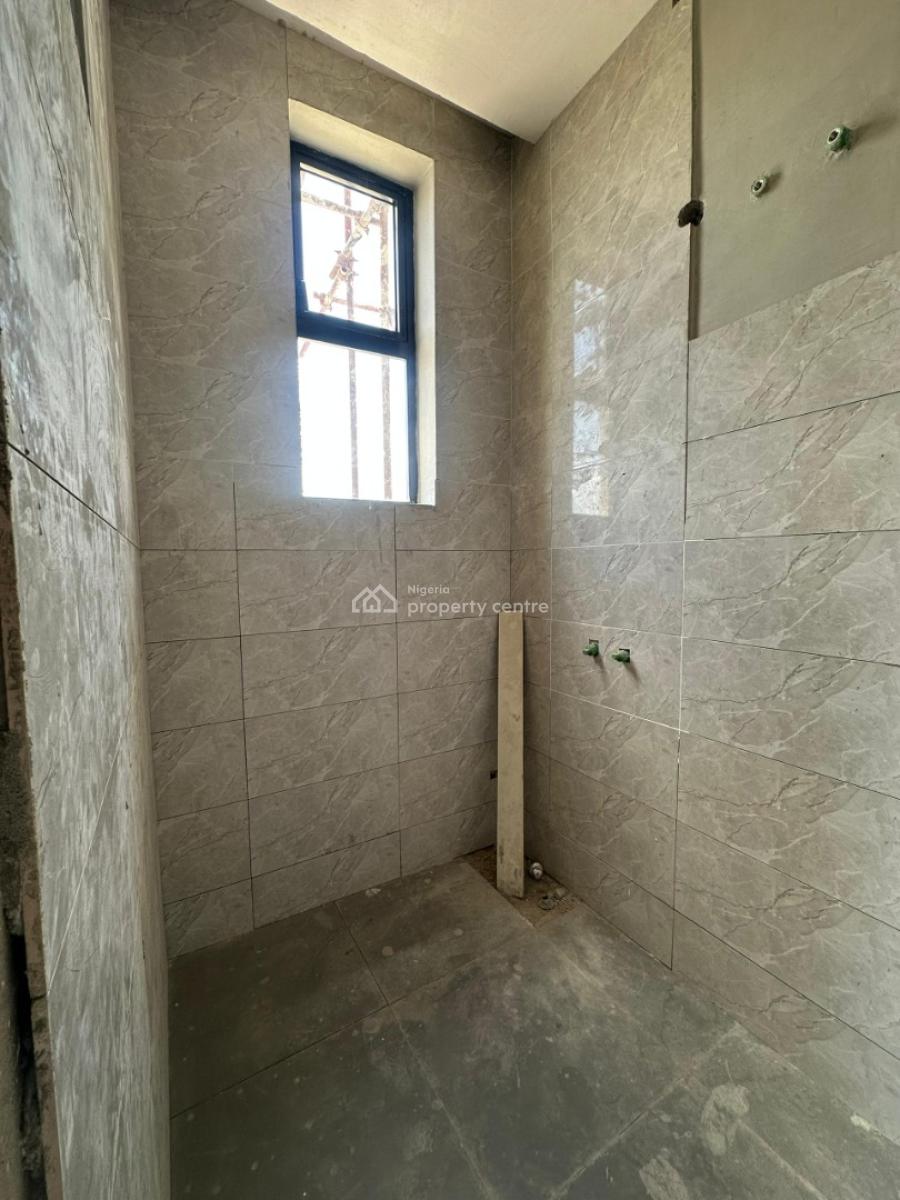 Spacious Luxury 2 Bedroom Maissonette Perfect for Investment Or Reside, Lekki, Ikate, Lekki, Lagos, Flat / Apartment for Sale