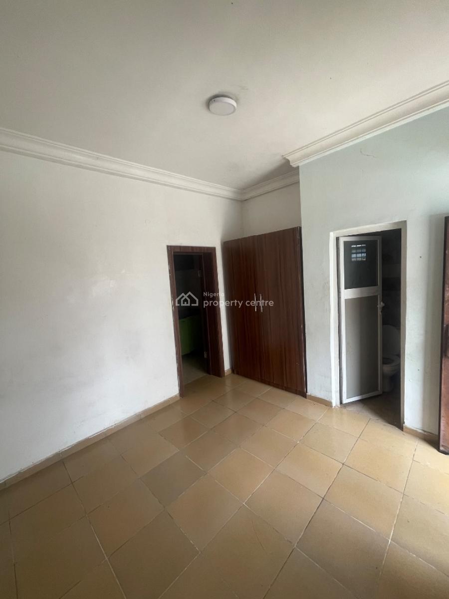 Spacious Room Self Contain with a Kitchen and Balcony Down Stairs, Chevron Drive, Lekki, Lagos, Self Contain (single Rooms) for Rent