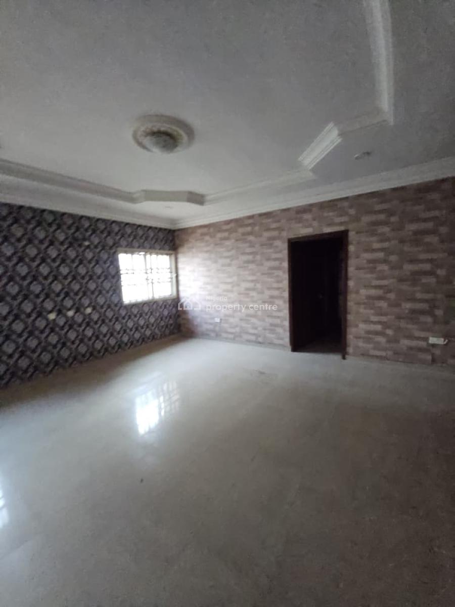 Clean & Decent 4 Bedroom Duplex, Waterfront Estate, Gra Phase 1, Magodo, Lagos, Detached Duplex for Rent
