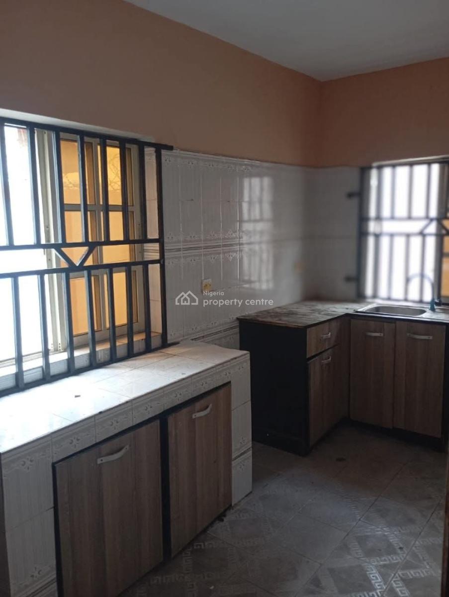Spacious 3 Bedroom Duplex, Gra Phase 1, Magodo, Lagos, Terraced Duplex for Rent
