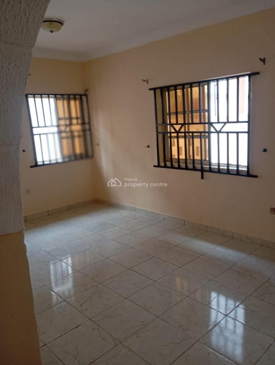 Spacious 3 Bedroom Duplex, Gra Phase 1, Magodo, Lagos, Terraced Duplex for Rent
