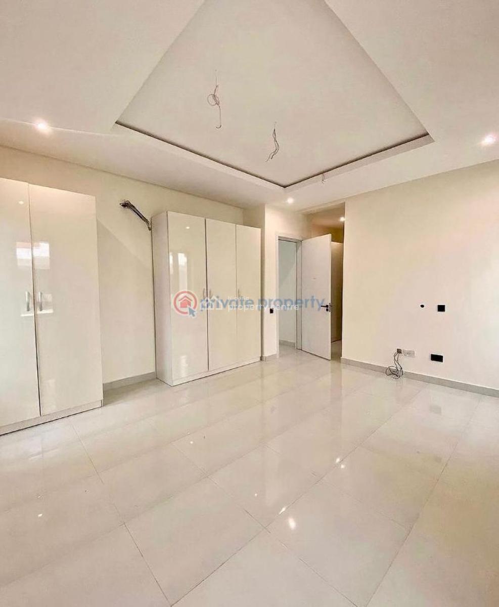 4-bedroom Standard Spacious Duplex in a Serviced Estate, By Pinnock Beach Resort, Osapa, Lekki, Lagos, Terraced Duplex for Rent