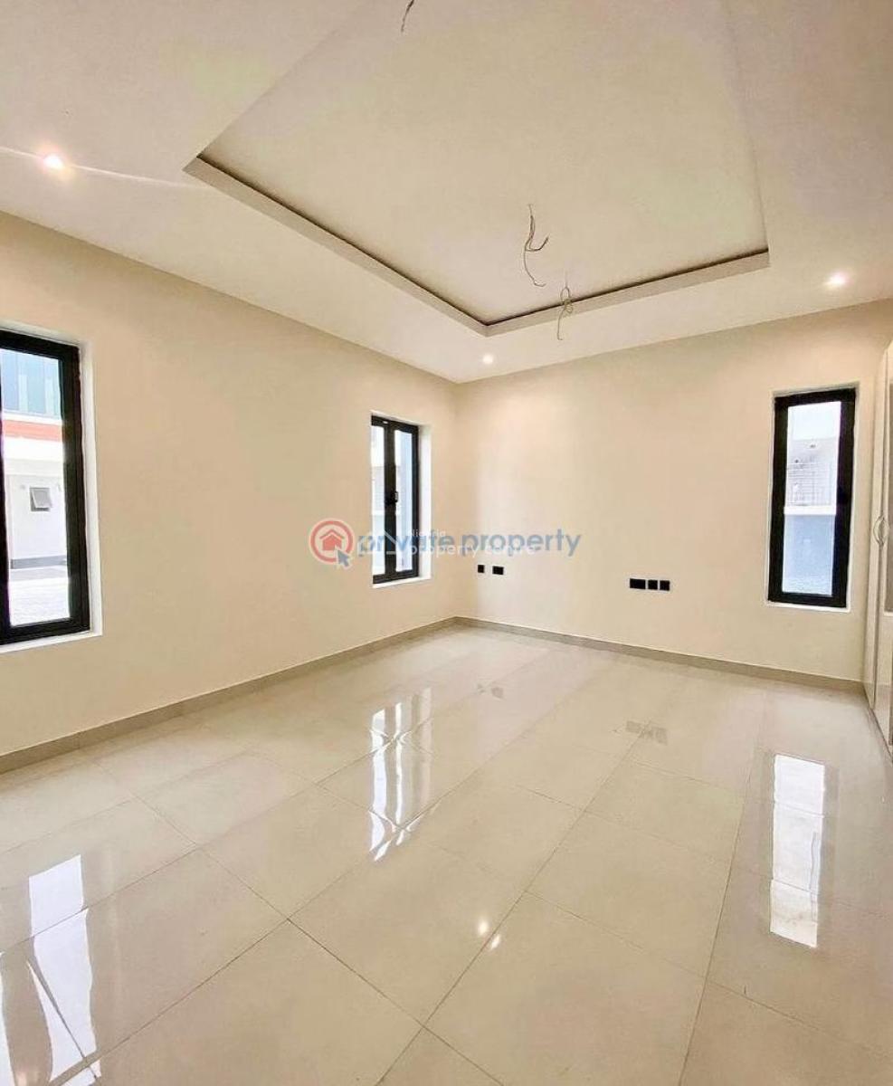 4-bedroom Standard Spacious Duplex in a Serviced Estate, By Pinnock Beach Resort, Osapa, Lekki, Lagos, Terraced Duplex for Rent