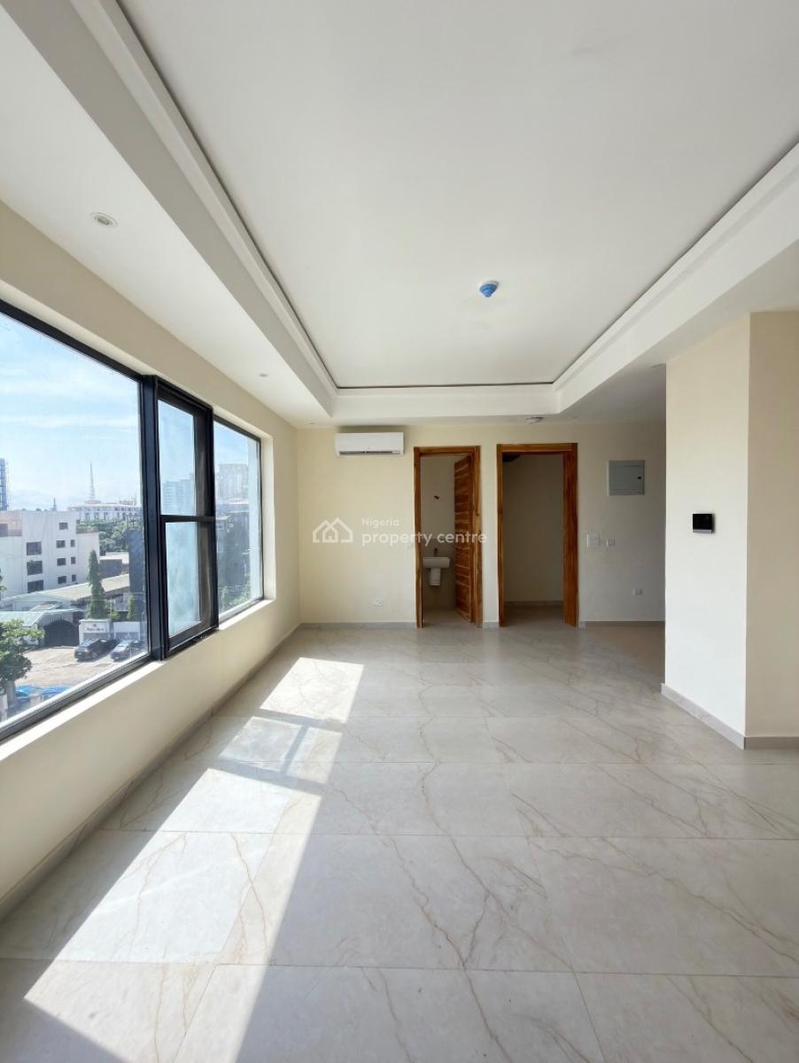 Fully Serviced 1 Bedroom Apartment with Elevator Pool and Gym, Victoria Island (vi), Lagos, Flat / Apartment for Rent