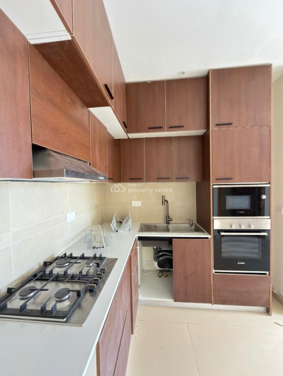 Fully Serviced 1 Bedroom Apartment with Elevator Pool and Gym, Victoria Island (vi), Lagos, Flat / Apartment for Rent