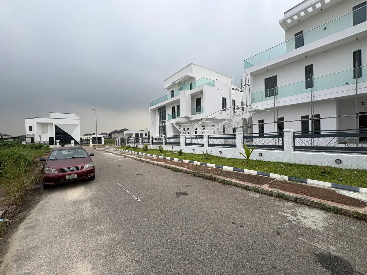 Well Built 5-bedroom Fully Detached Duplex, Royal Garden Estate, Ajah, Lagos, Detached Duplex for Sale