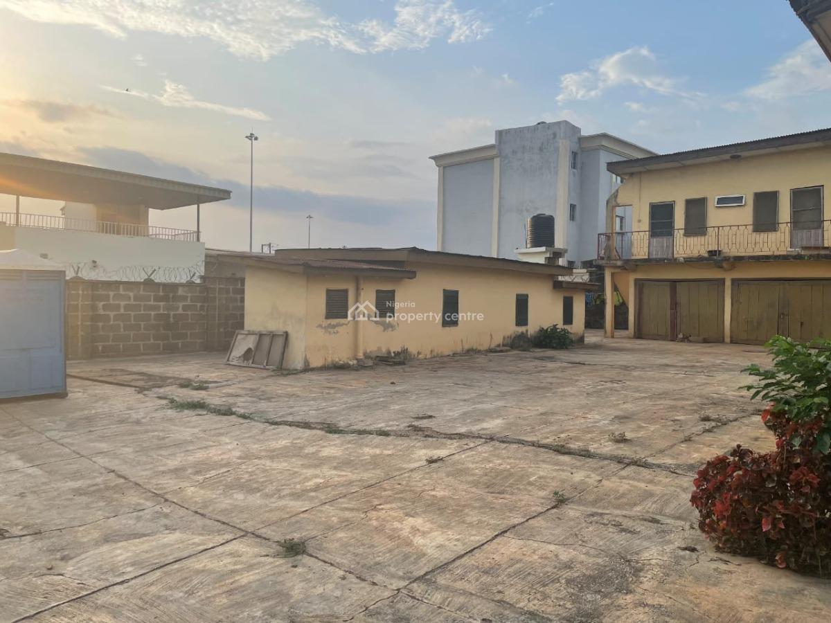 Bungalow in a Good Location, Old Ife Road, Ibadan, Oyo, Detached Bungalow for Sale